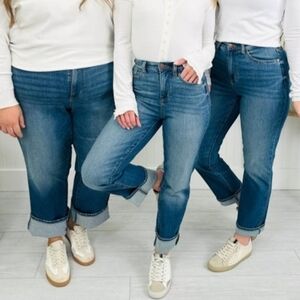 Judy Blue Classic Buttery Soft Straight Leg Jeans